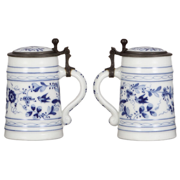 Porcelain steins (three), .5L, hand-painted, cobalt blue - Image 3