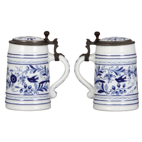 Porcelain steins (three), .5L, hand-painted, cobalt blue - Image 3