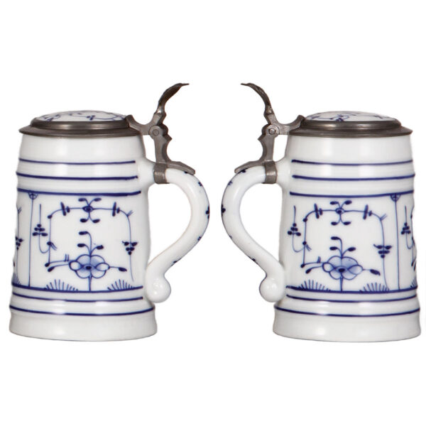 Porcelain steins (three), .5L, hand-painted, cobalt blue - Image 4